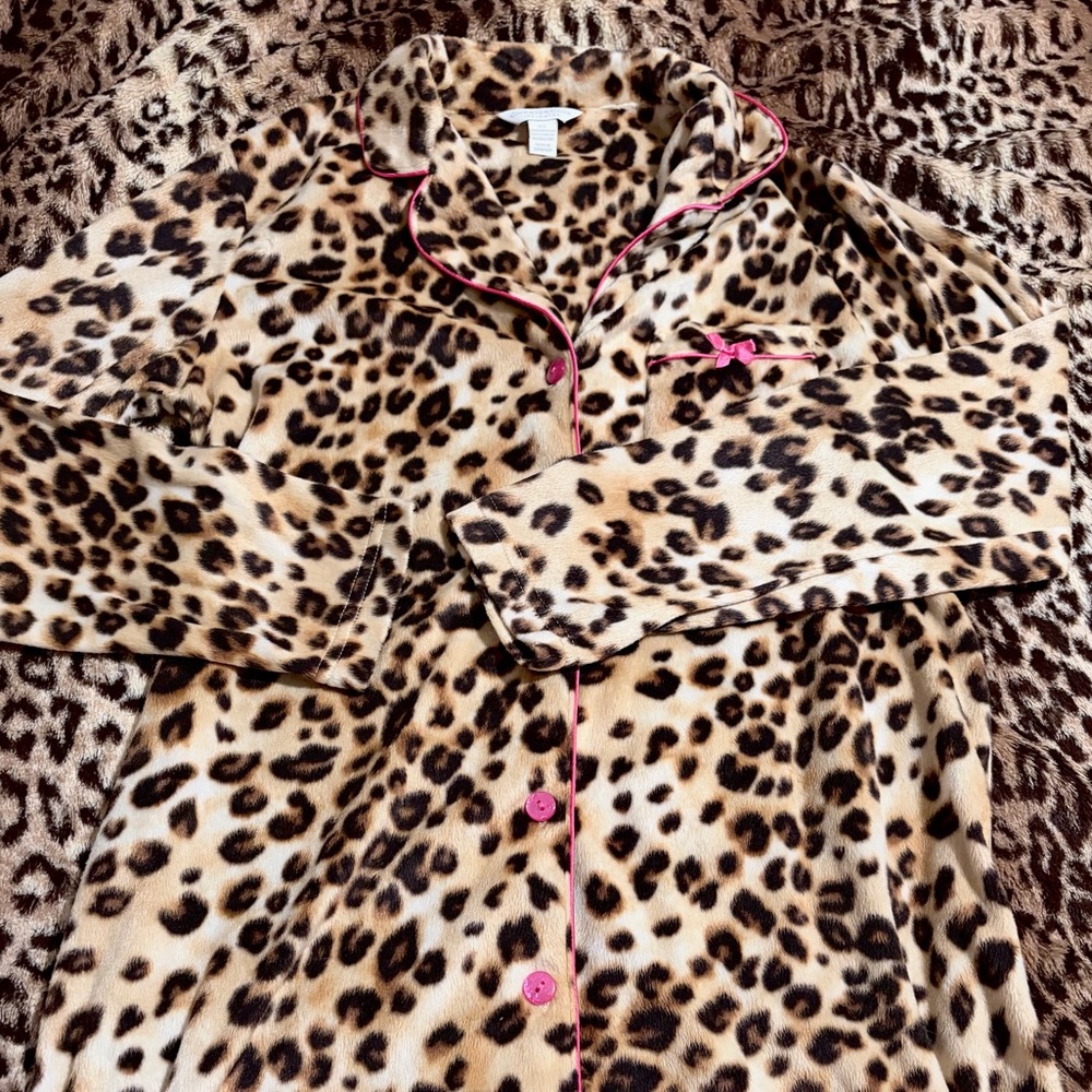 Charter Club Leopard Print Faux Fur Sleep Button Up Top